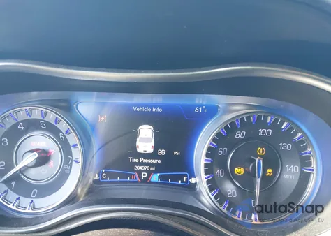 2019 Chrysler 300 Touring L из США, поврежденный, VIN 2C3CCAAGXKH693815